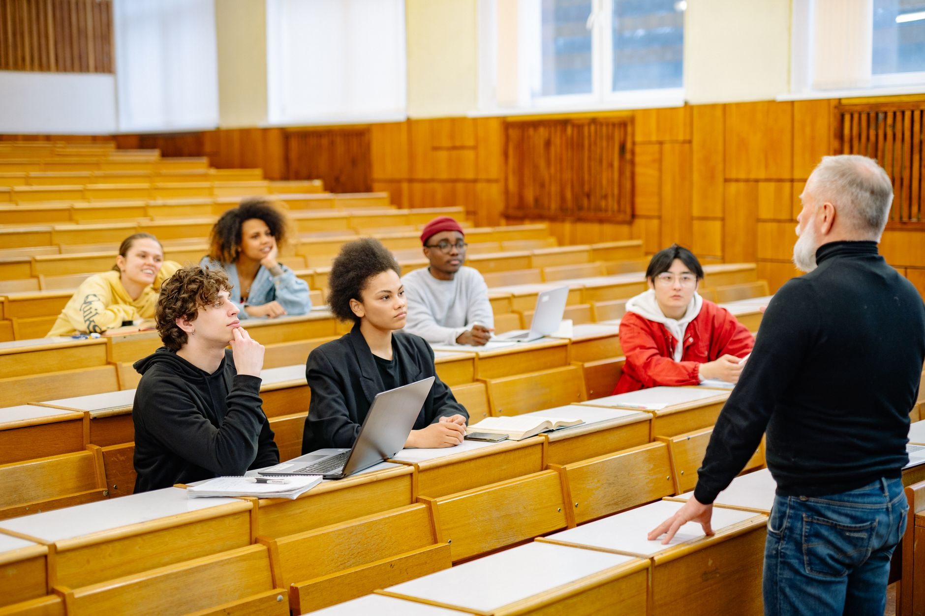 Educazione al linguaggio audiovisivo, dalla macchina da presa allo smartphone